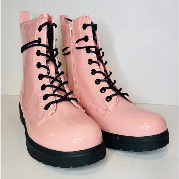 SO Women’s Pink Patent Leather Boots - Picture 2 of 11